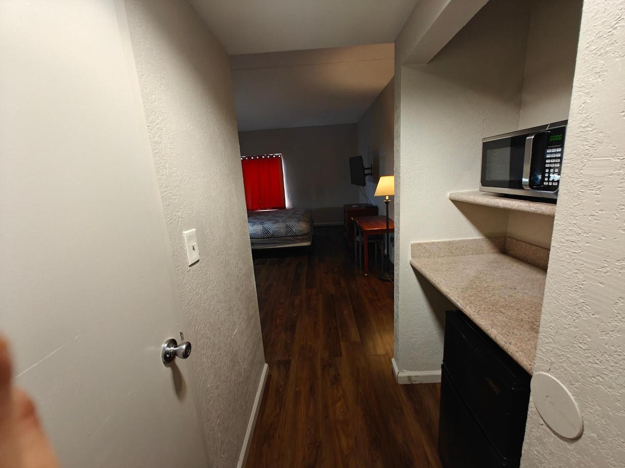 Budgetel Inns & Suites - Atlanta Galleria Stadium スマーナ エクステリア 写真